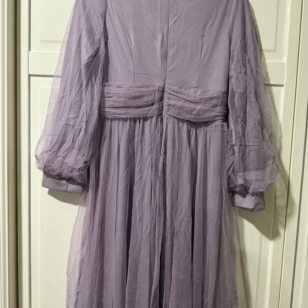 Lavender Long-Sleeve Maxi Dress with Sheer Overlay like size 12 Size 44 - Picture 9 of 11